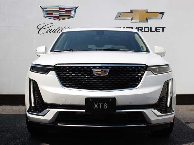 Cadillac XT6 2022-12 11042-1