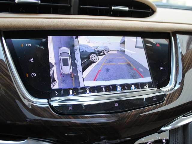 Cadillac XT6 2022-12 11042-16