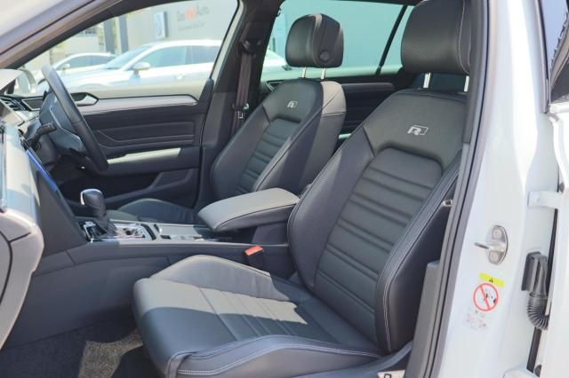 VolksWagen PASSAT VARIANT 2022-12 5006-8