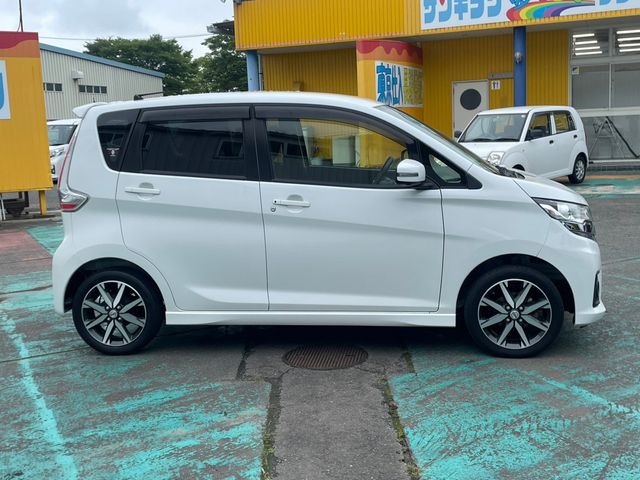 Nissan DAYZ 2018-06 5634-6