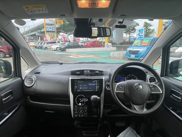 Nissan DAYZ 2018-06 5634-1