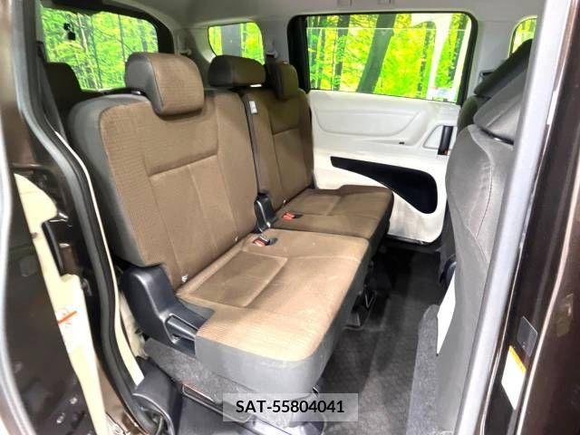Toyota SIENTA 2015-10 240734-10