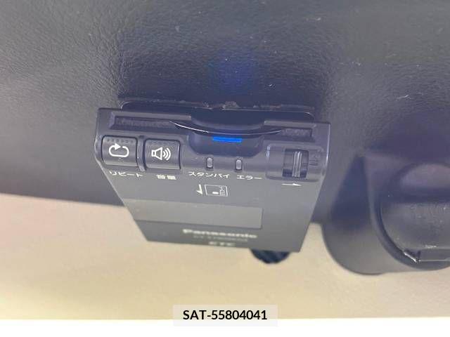 Toyota SIENTA 2015-10 240734-5