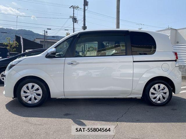Toyota SPADE 2015-08 286021-3