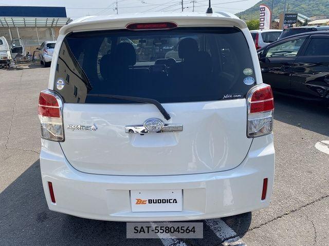 Toyota SPADE 2015-08 286021-8