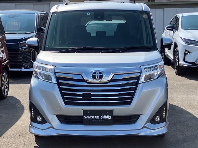 Toyota ROOMY 2018-08 20284-1