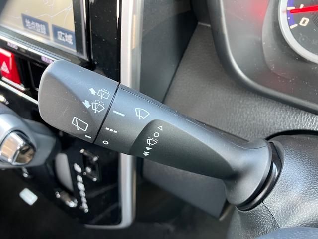 Toyota ROOMY 2018-08 20284-17