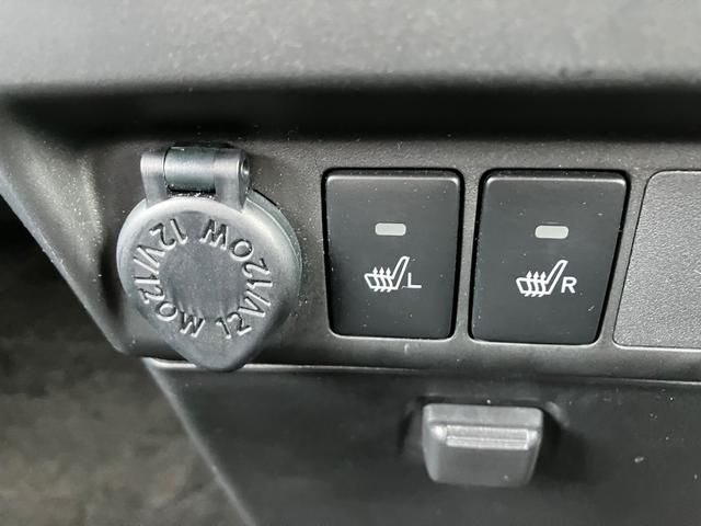 Toyota ROOMY 2018-08 20284-15