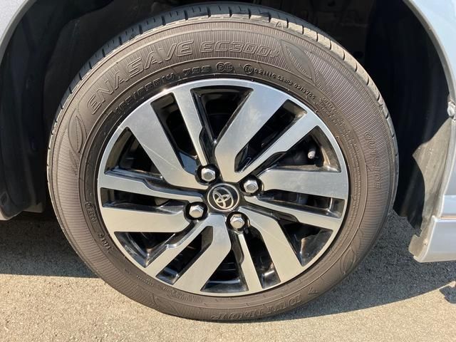 Toyota ROOMY 2018-08 20284-6