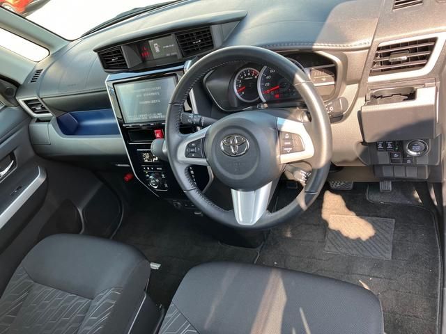Toyota ROOMY 2018-08 20284-8