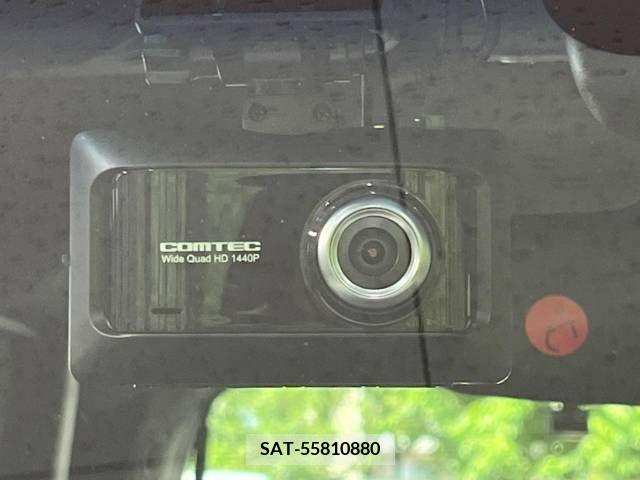 Honda N BOX CUSTOM 2019-03 339208-8