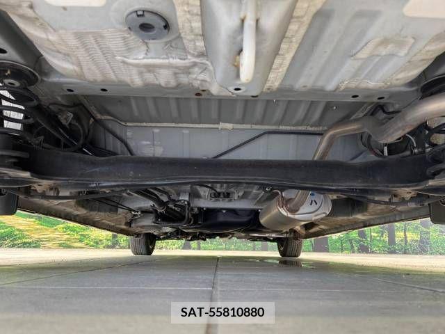 Honda N BOX CUSTOM 2019-03 339208-19