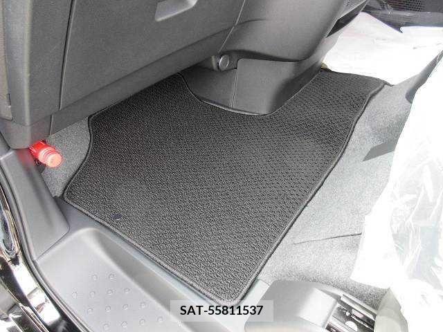 Nissan SERENA 2024-03 377521-19
