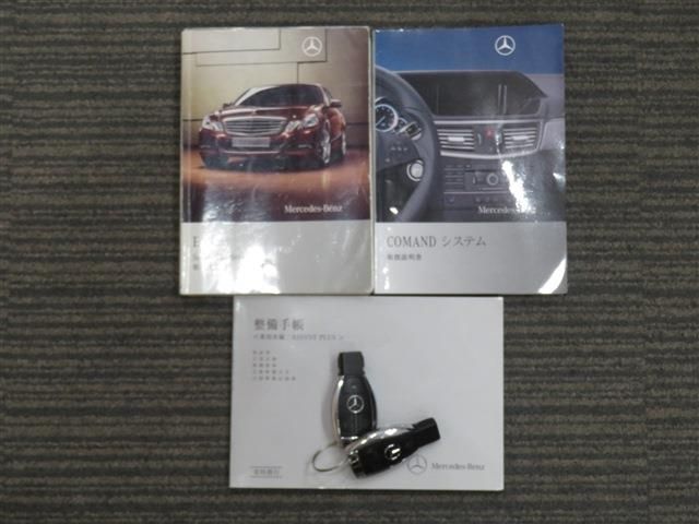 Mercedes Benz E-CLASS 2010-11 188308-19