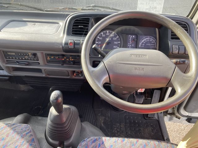 Nissan ATLAS 2003-11 1362-9