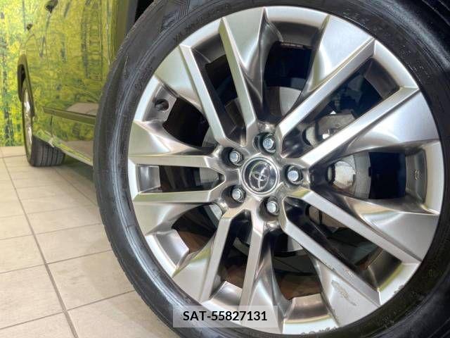 Toyota RAV4 2019-07 236701-12