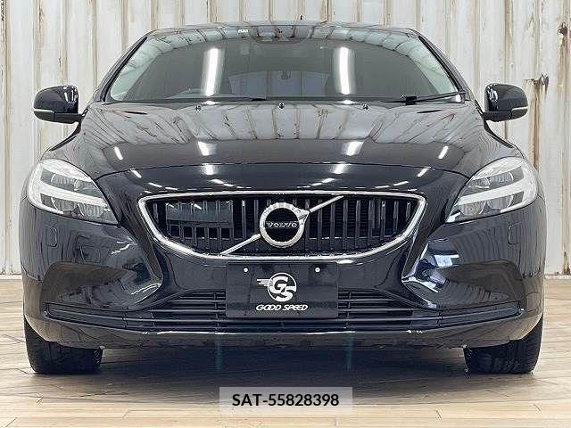Volvo V40 2017-12 320572-11