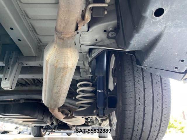 Toyota VELLFIRE 2012-03 369825-17
