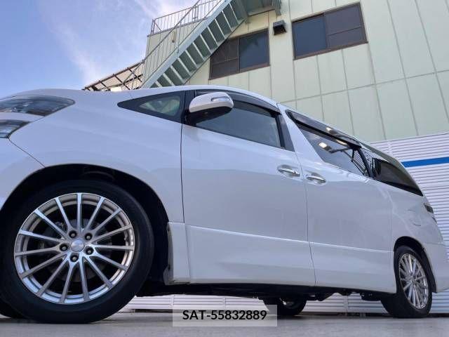 Toyota VELLFIRE 2012-03 369825-19