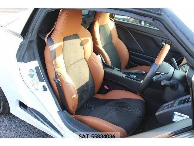 Honda S660 2017-10 209178-14