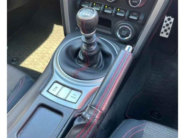 Toyota 86 2012-11 9878-26
