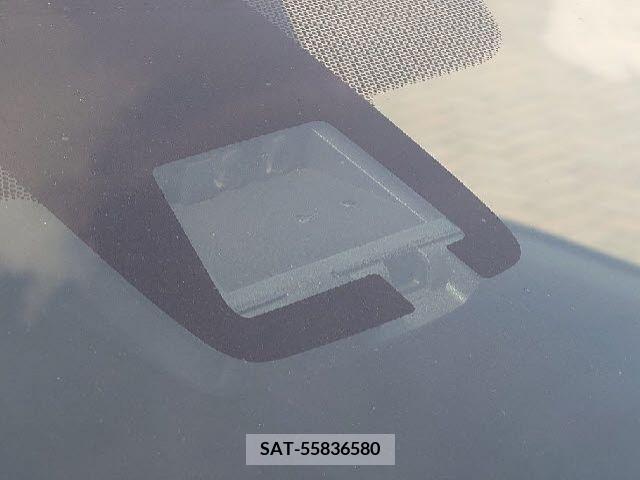 Toyota AQUA 2017-08 245271-26