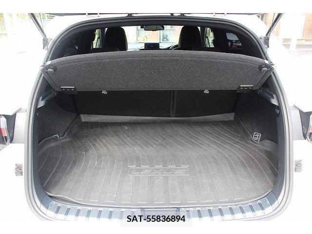 Lexus NX 2015-02 275608-17