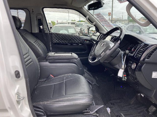 Toyota REGIUSACE VAN 2014-03 8090-12