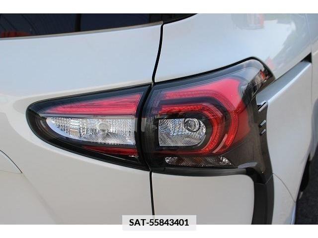 Toyota SIENTA 2018-12 350832-10