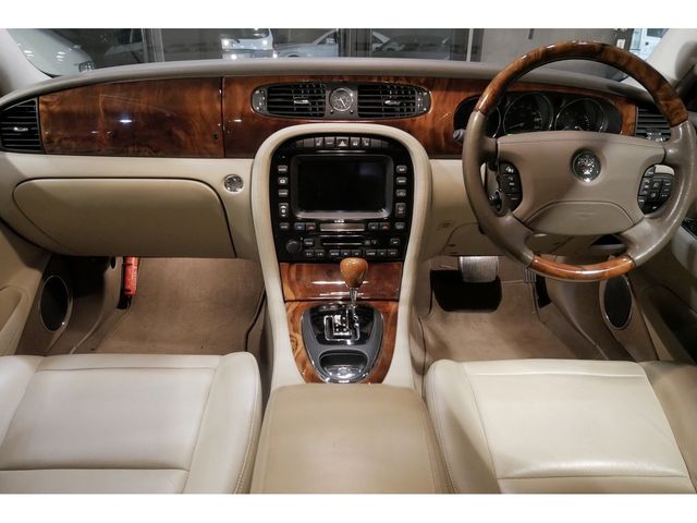 Jaguar XJ SERIES 2005-11 2815-14