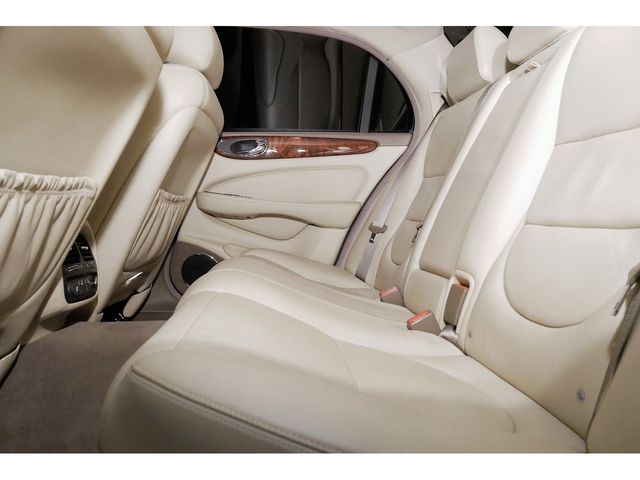 Jaguar XJ SERIES 2005-11 2815-13
