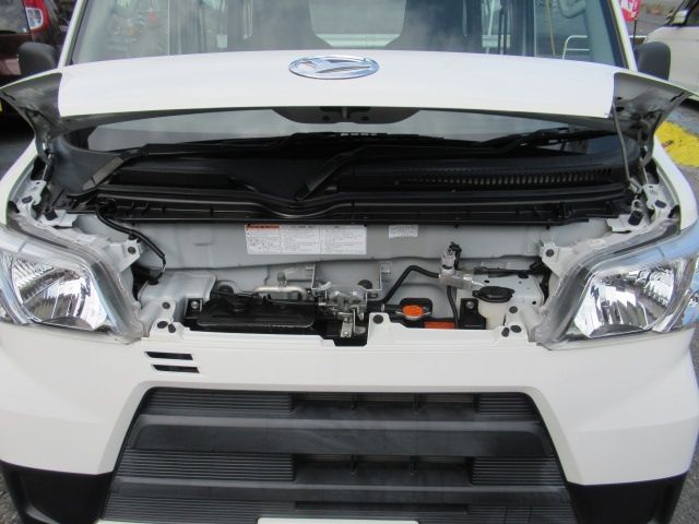 Daihatsu HIJET CARGO 2018-10 5468-8