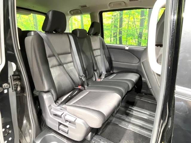 Nissan SERENA 2022-06 185448-9