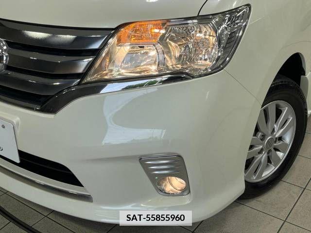 Nissan SERENA 2011-01 335887-13