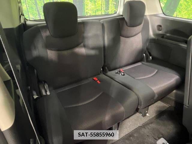 Nissan SERENA 2011-01 335887-10