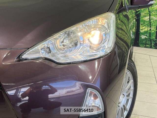 Toyota AQUA 2014-07 389304-12
