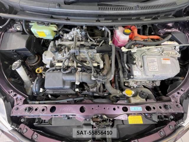 Toyota AQUA 2014-07 389304-18