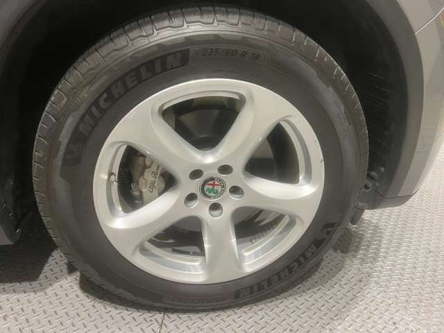 ALFA ROMEO STELVIO 2019-04 16901-6