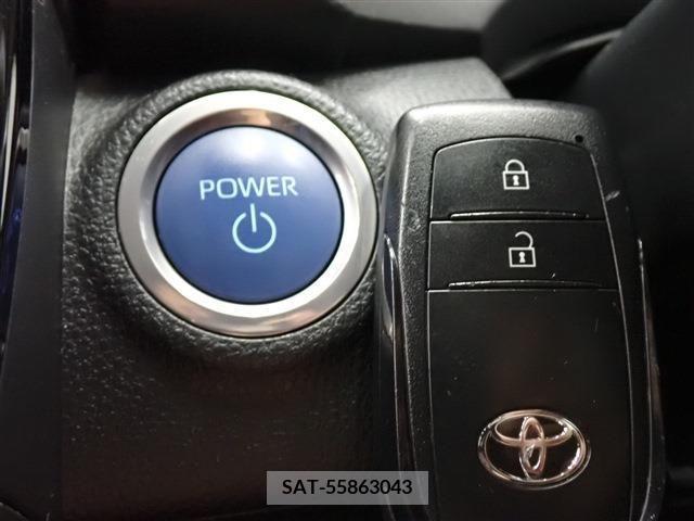 Toyota AQUA 2022-01 389259-8