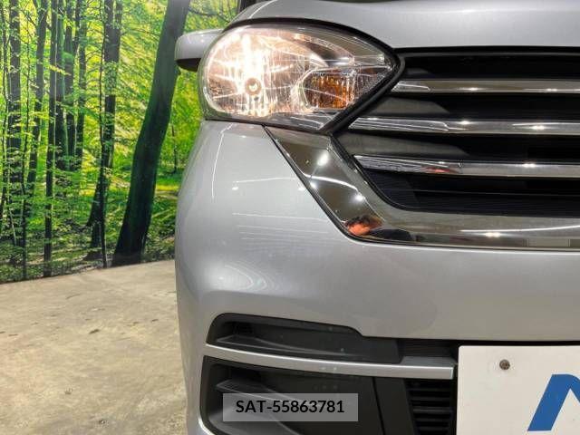 Nissan ROOX 2017-09 323854-13
