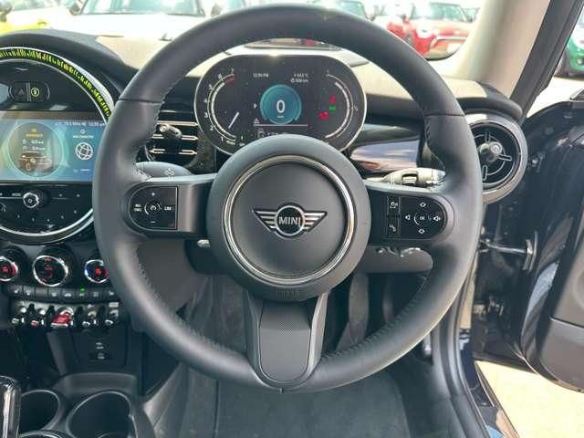 Bmw MINI 2023-02 9765-18
