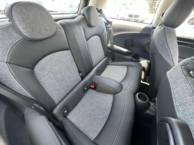 Bmw MINI 2023-02 9765-15