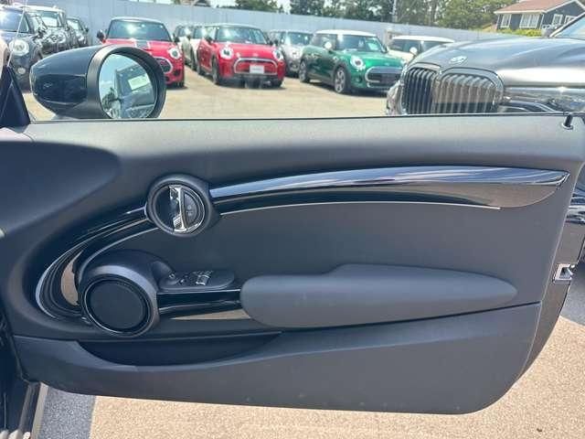 Bmw MINI 2023-02 9765-16
