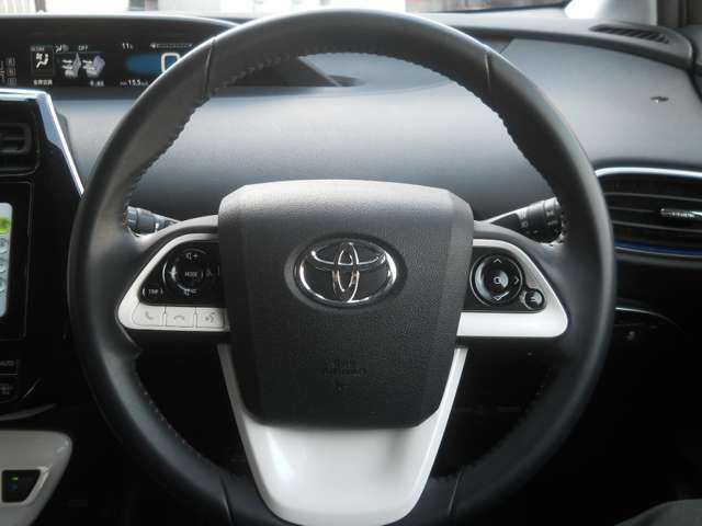 Toyota PRIUS 2017-02 3747-19