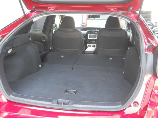 Toyota PRIUS 2017-02 3747-14