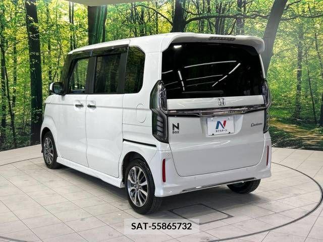 Honda N BOX CUSTOM 2021-11 211608-17