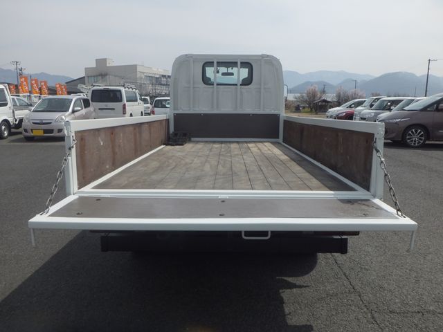 Isuzu ELF TRUCK 2008-02 1010-8