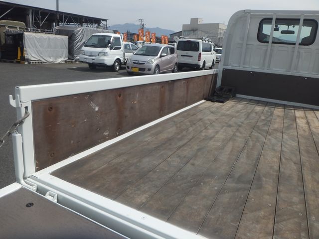 Isuzu ELF TRUCK 2008-02 1010-10