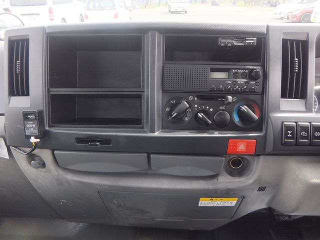 Isuzu ELF TRUCK 2008-02 1010-18