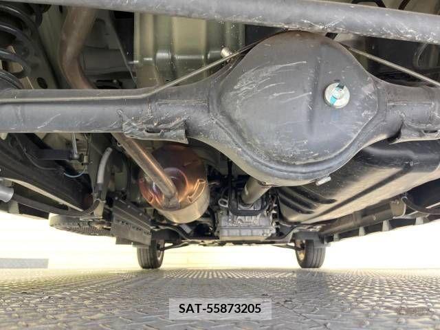 Suzuki EVERY WAGON 2020-04 390738-19
